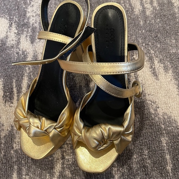 Asos gold platform heels size 6.5 - Picture 2 of 2